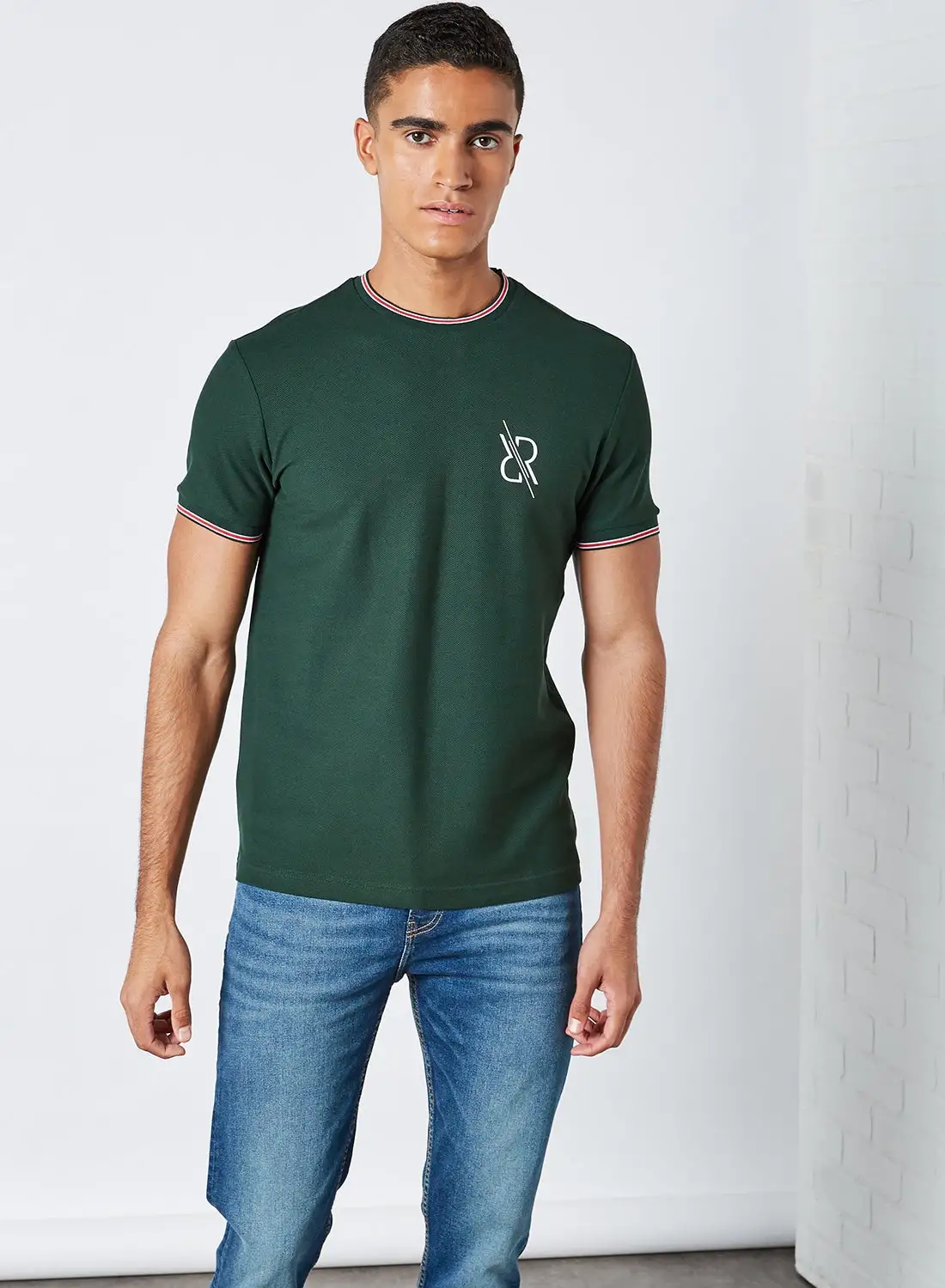 Red Tape Contrast Logo T-Shirt Olive