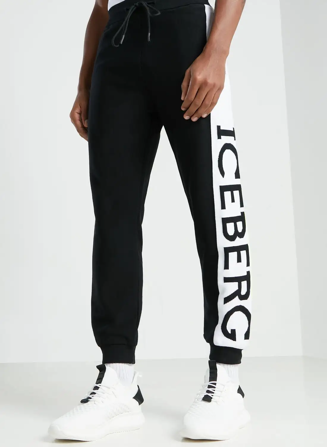 بنطلون رياضي من ICEBERG Pantalone Maglia