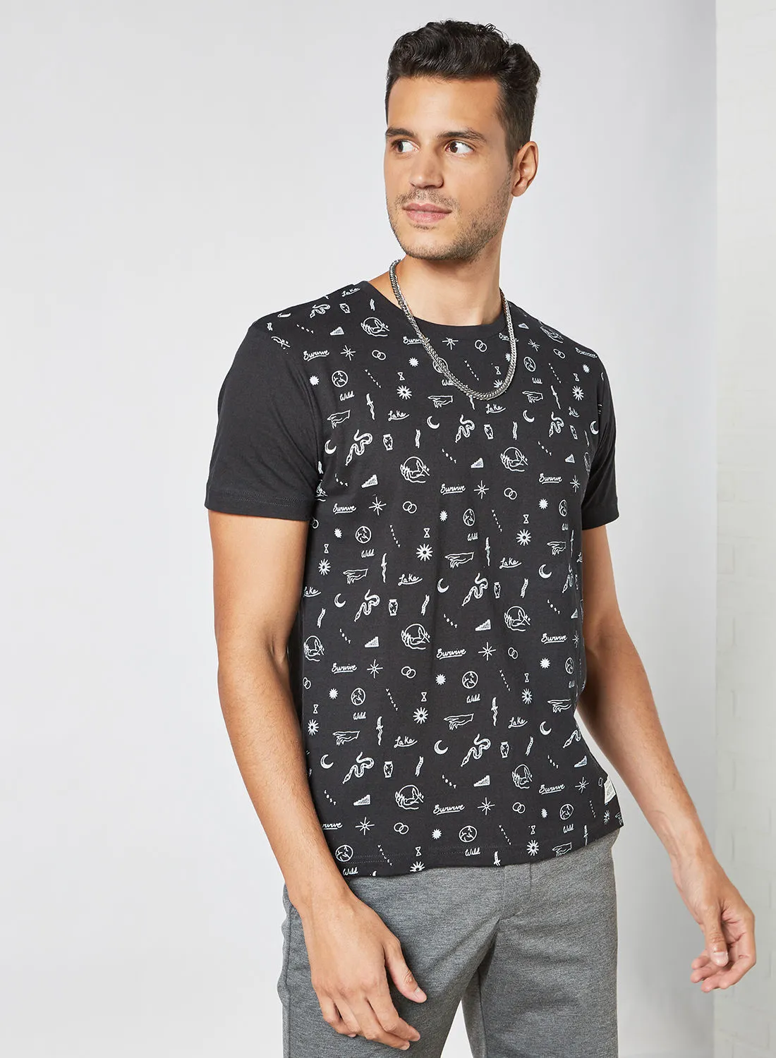 ABOF Graphic Printed Regular Fit Crew Neck T-Shirt Jet Black