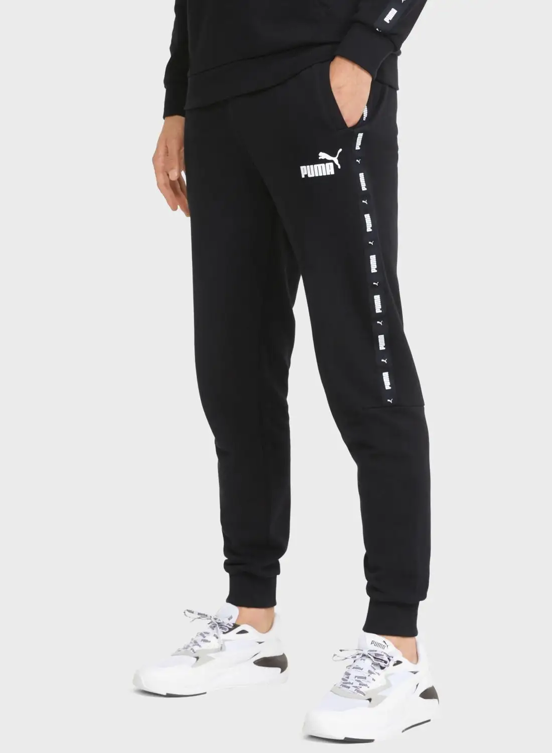 PUMA Essential Tape Sweatpants