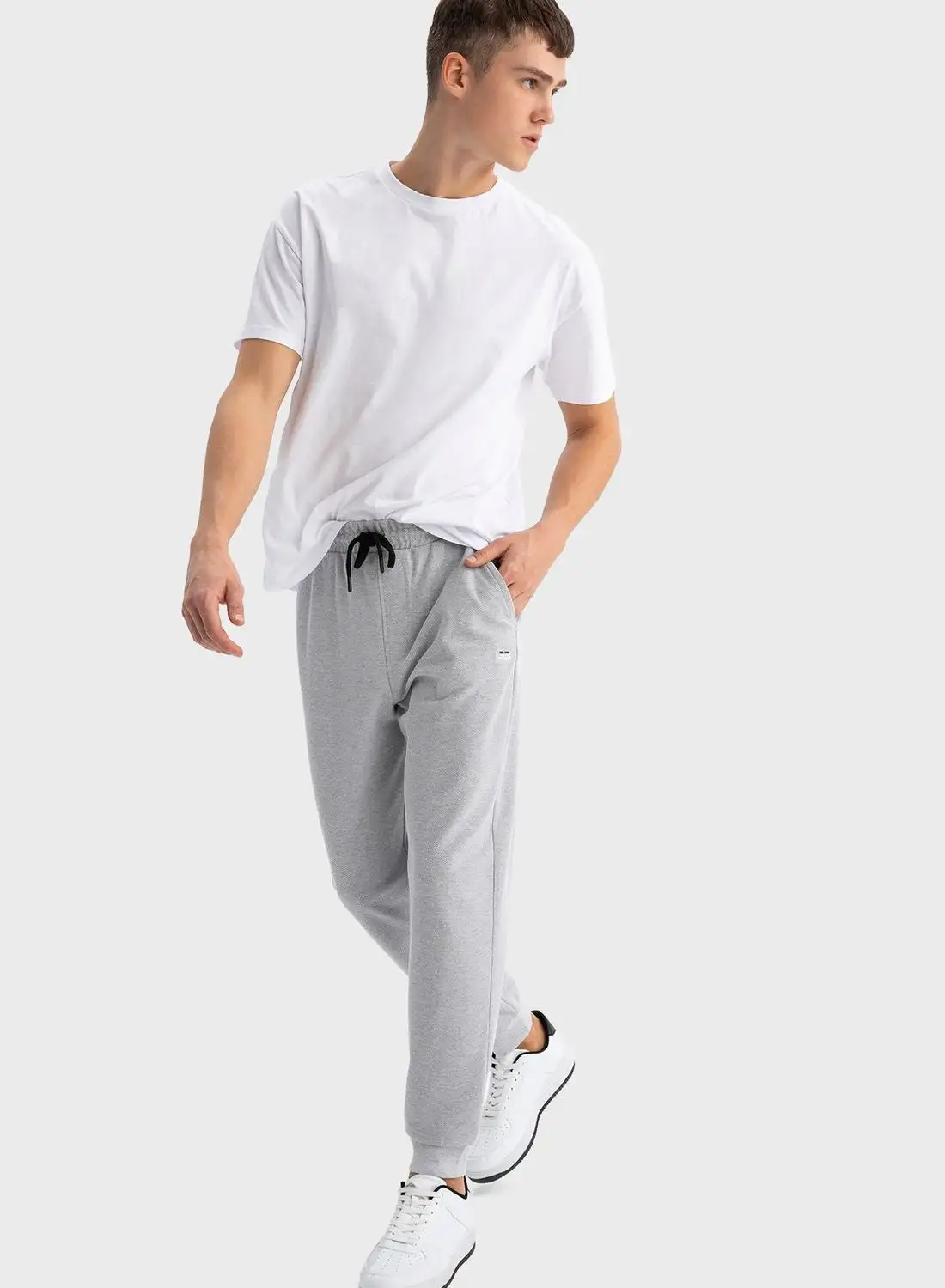 DeFacto Essential Knitted Sweatpants