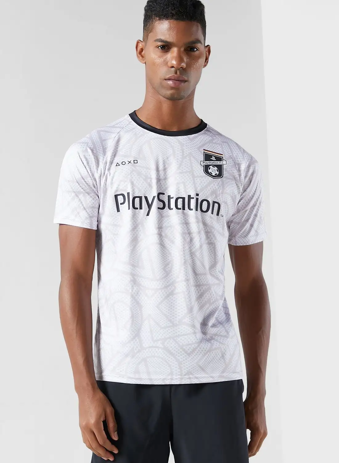 DIFUZED PlayStation Germany Eu2021 Esports Crew Neck T-Shirt