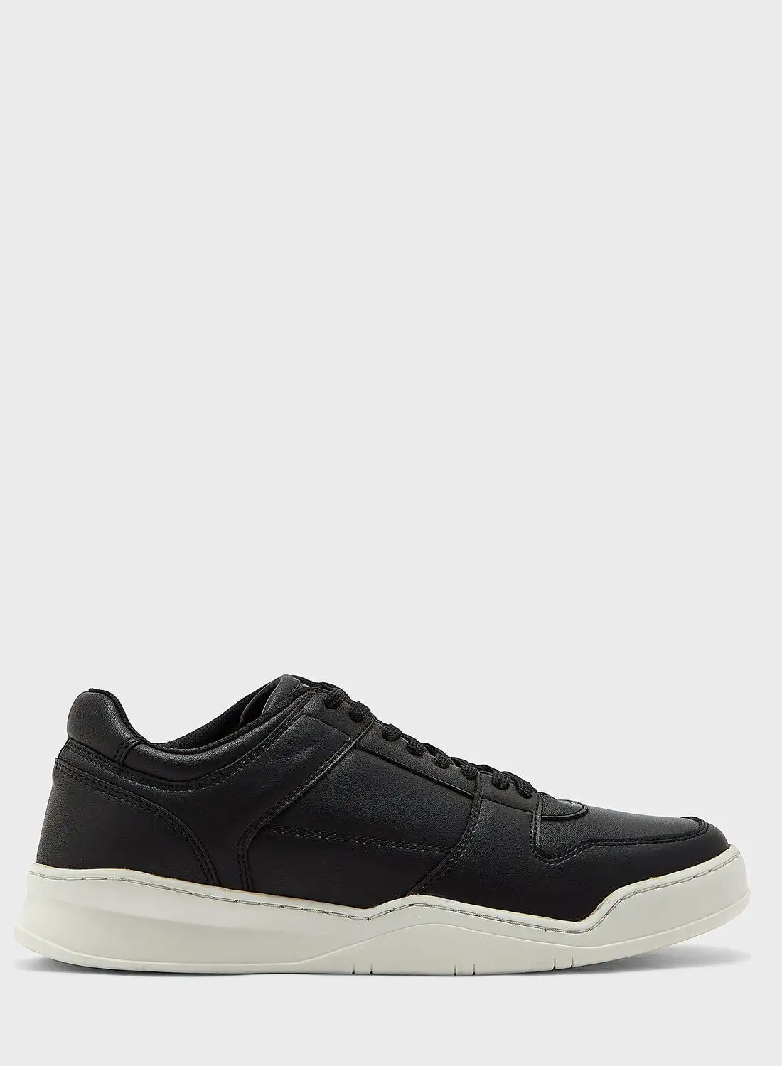 BURTON Trainers Low Top Sneakers