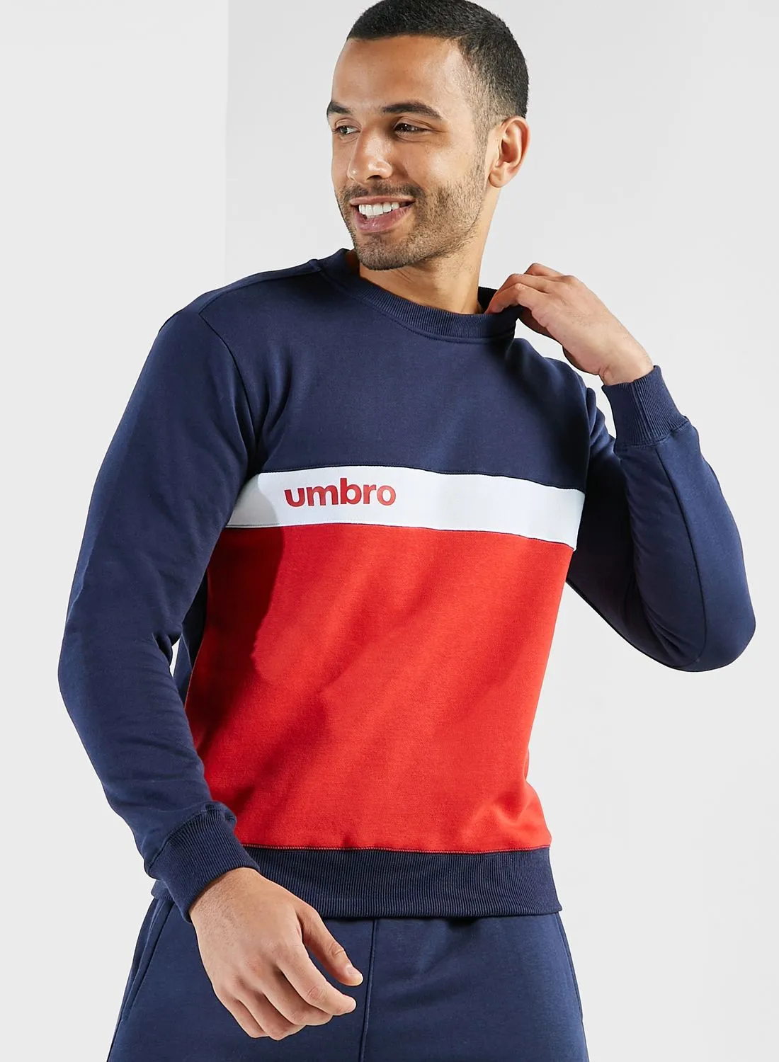 umbro Essential Sweatshirt