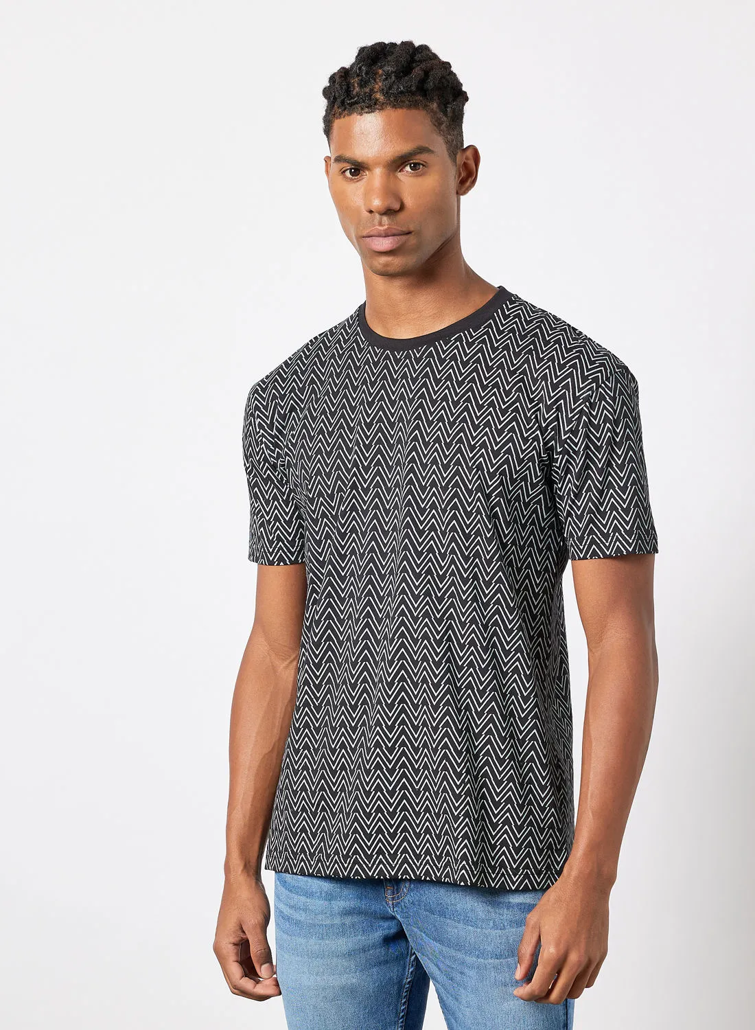 QUWA Men Chevron Print Crew Neck T-Shirt Raven Black