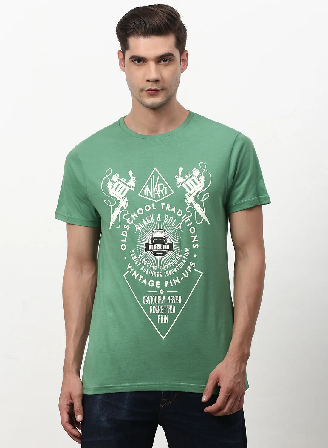 ABOF Graphic Printed Crew Neck Regular Fit T-Shirt Medium Green