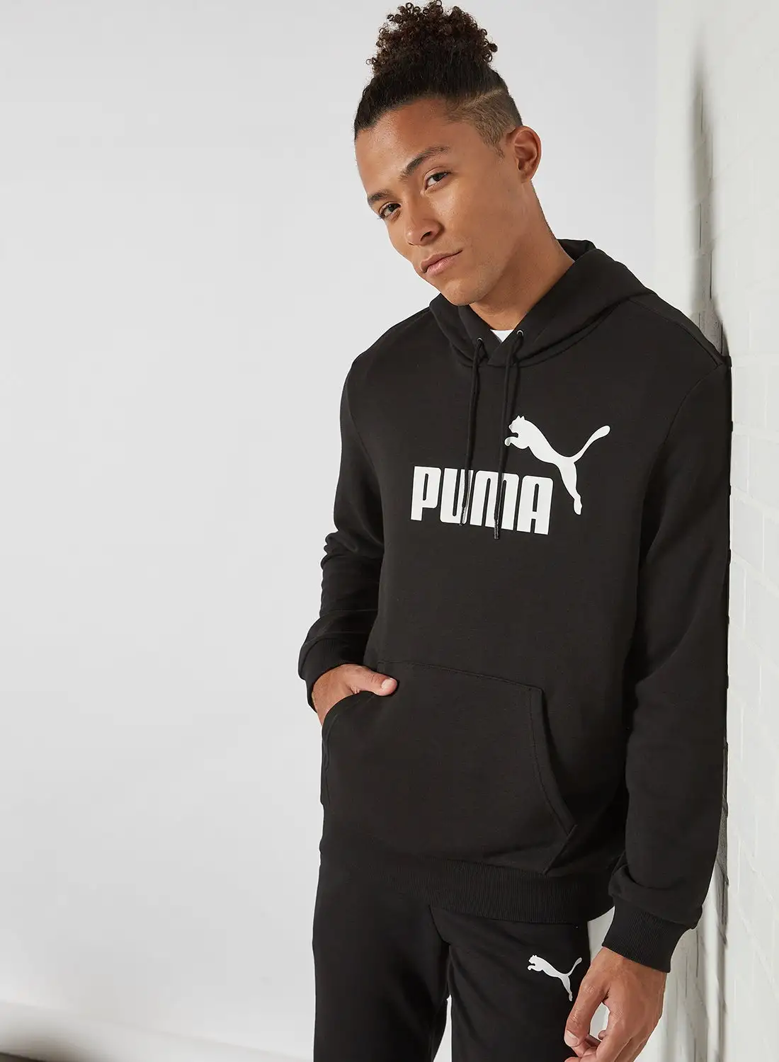 PUMA Essentials Big Logo Hoodie Black