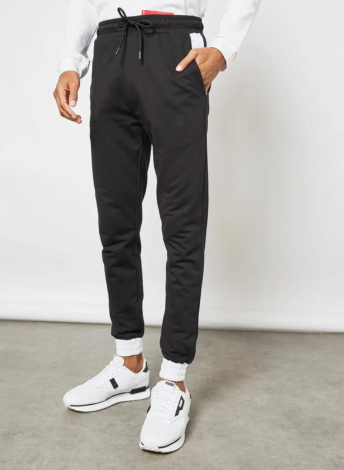 ABOF Regular Fit Joggers Black/Brillient White