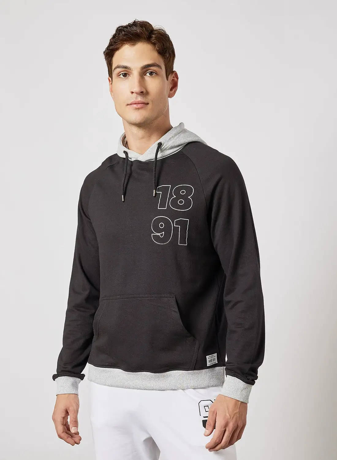 ABOF Regular Fit Sweatshirt أسود