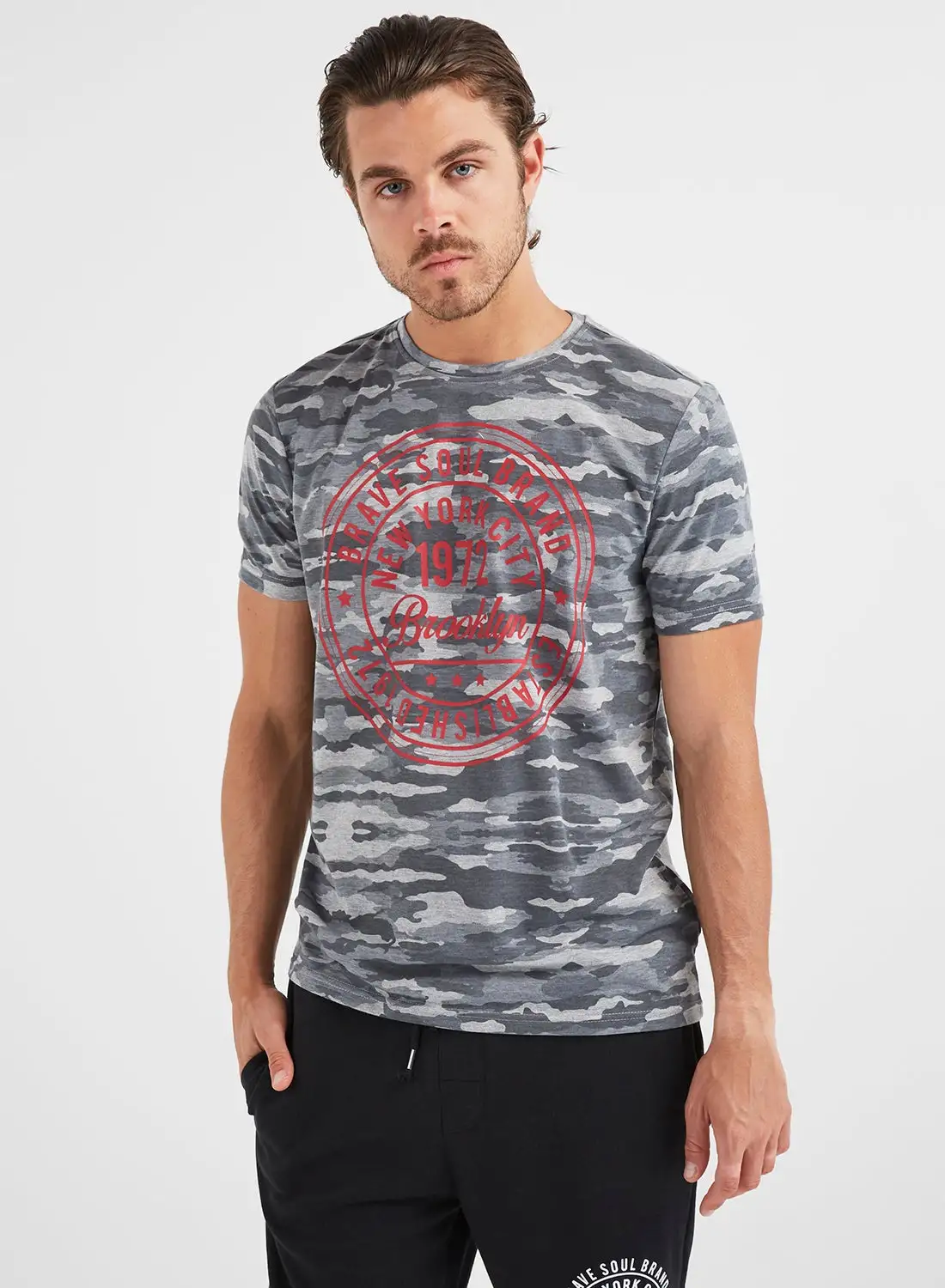 BRAVE SOUL Camouflage Pattern T-Shirt Grey