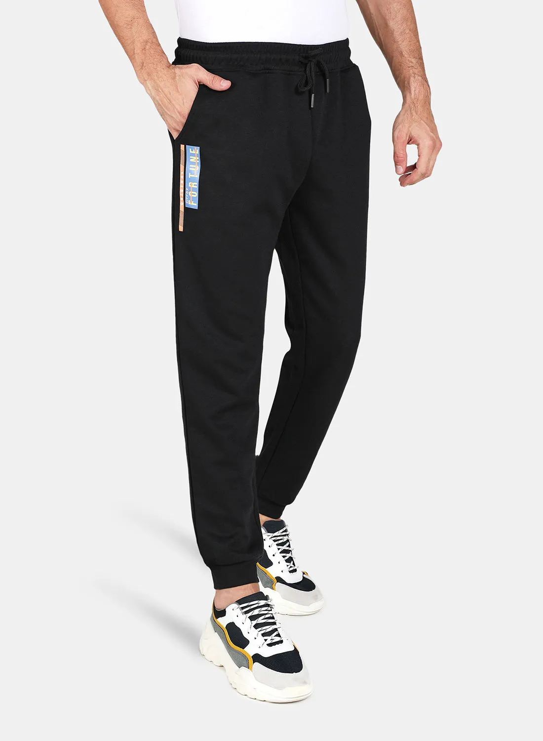 DRIP Mid-Rise Drawstring Joggers Black