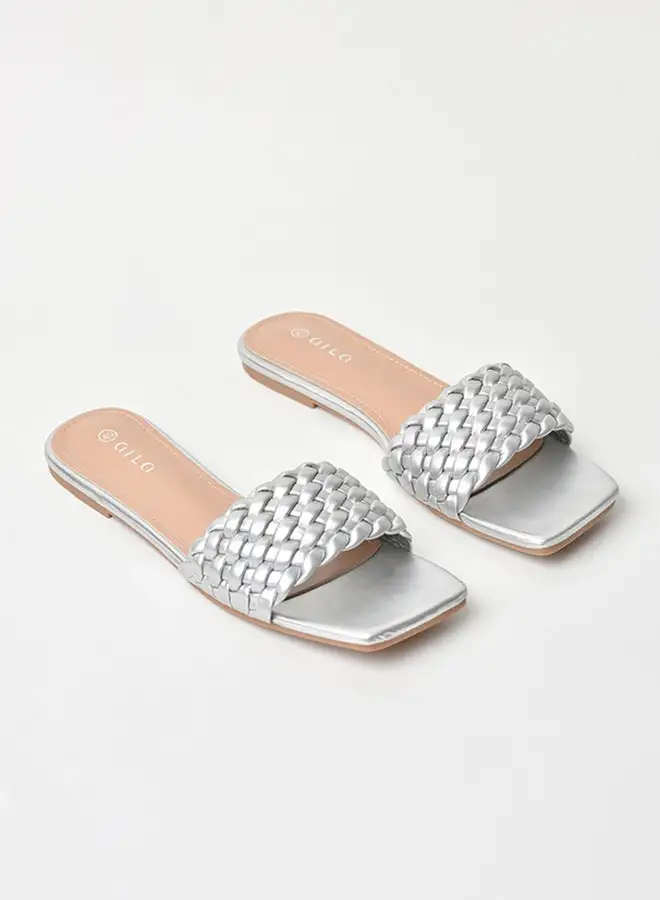 Aila Slip-On Detail Flat Sandals Silver