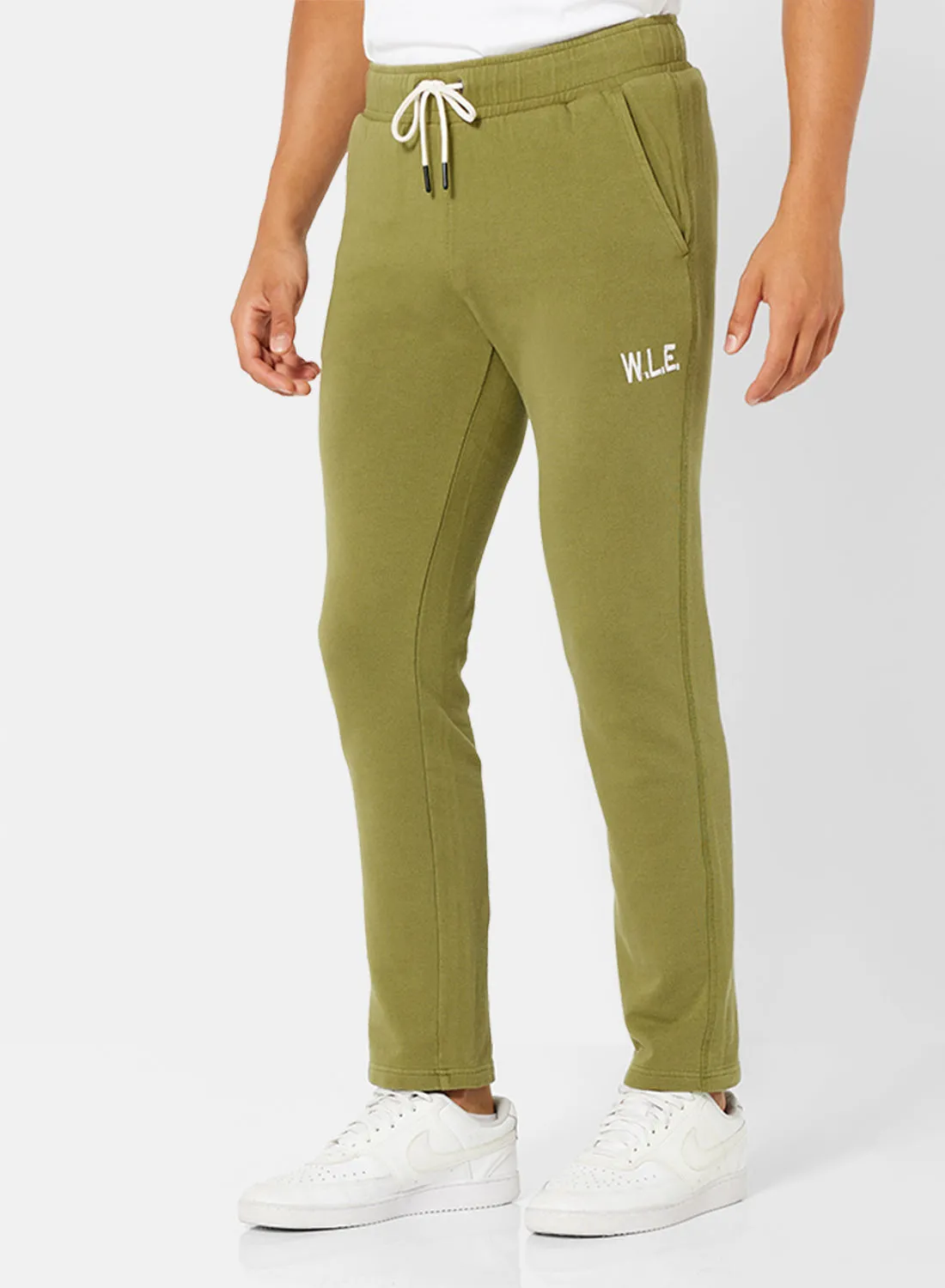 Sivvi x D'Atelier Eco-Friendly Essential Sweatpants Olive