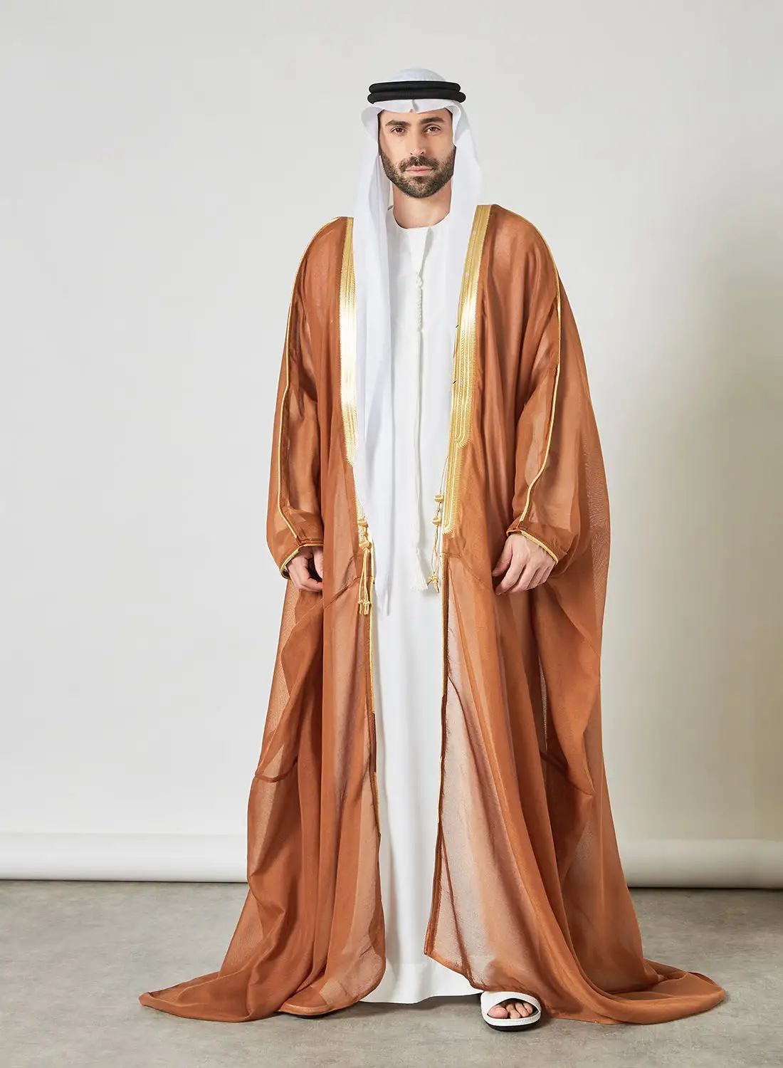 BAIT AL KANDORA Contrast Piping Detail Bisht Cloak Brown