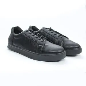 WD Elegant Lace Up Round Sneaker - Black