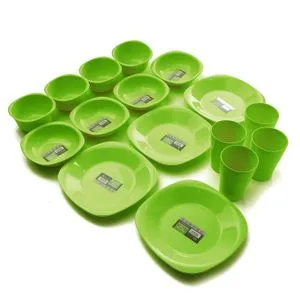 Eco Plast Dinnerware Small Plates Set - 16 Pcs - Lime