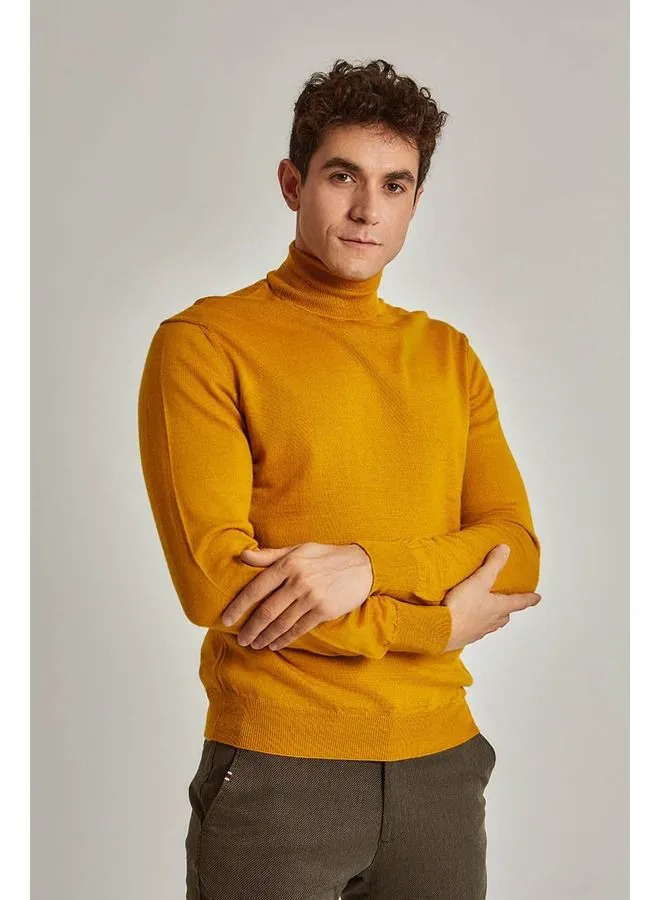 DALYDRESS Dalydress - Turtle Neck Pullover -Mustard