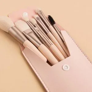 8 Makeup Brushes With A Pouch, Easy To Carry.Travel Friendly