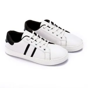 Roadwalker Lace Up Round Toe Sneakers For Men-White