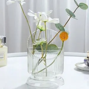 Vase And Stand For Multifunctional Decoration