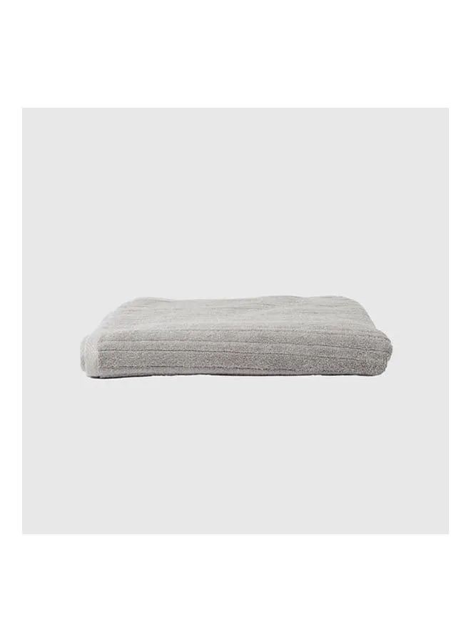 Ariika Grain Bath Towel