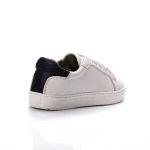 Roadwalker Round Toecape Leather White Sneakers