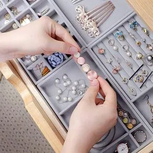 .Jewelry Box Has Compartments Of Different Sizes.Tray Set Of 4 Drawer Organizer .