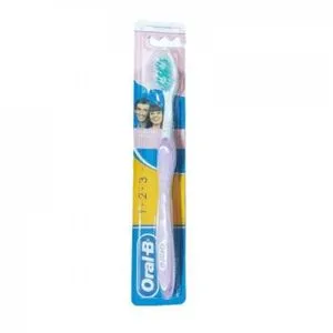 ORAL-B Toothbrush Delicate White Medium40