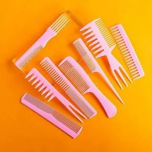 Multiuse Hair Styling Comb Set Consisting Of 8 Pieces.