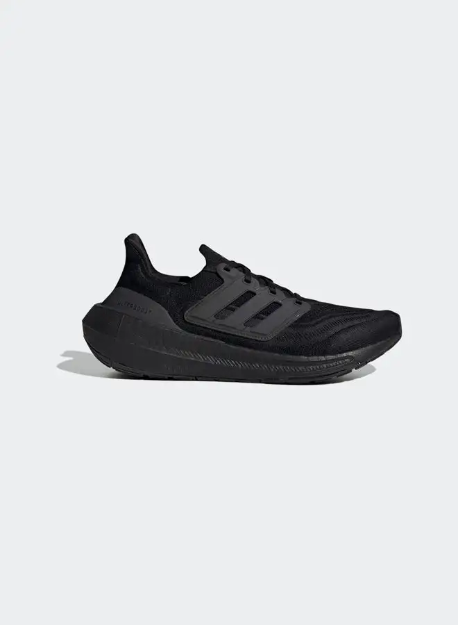 حذاء الجري أديداس Ultraboost خفيف