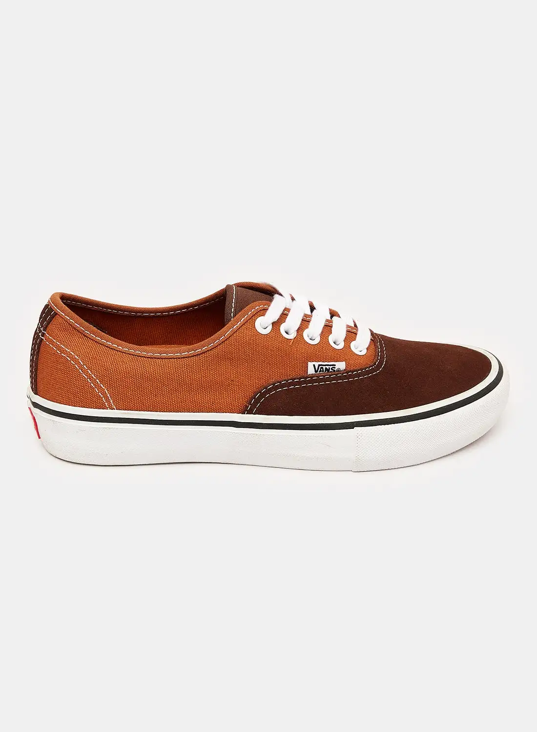 حذاء رياضي VANS MN Authentic Pro ذو أربطة