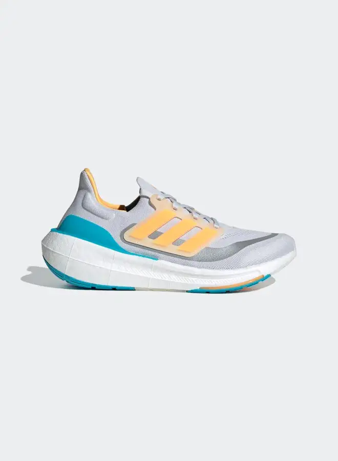 حذاء الجري أديداس Ultraboost خفيف