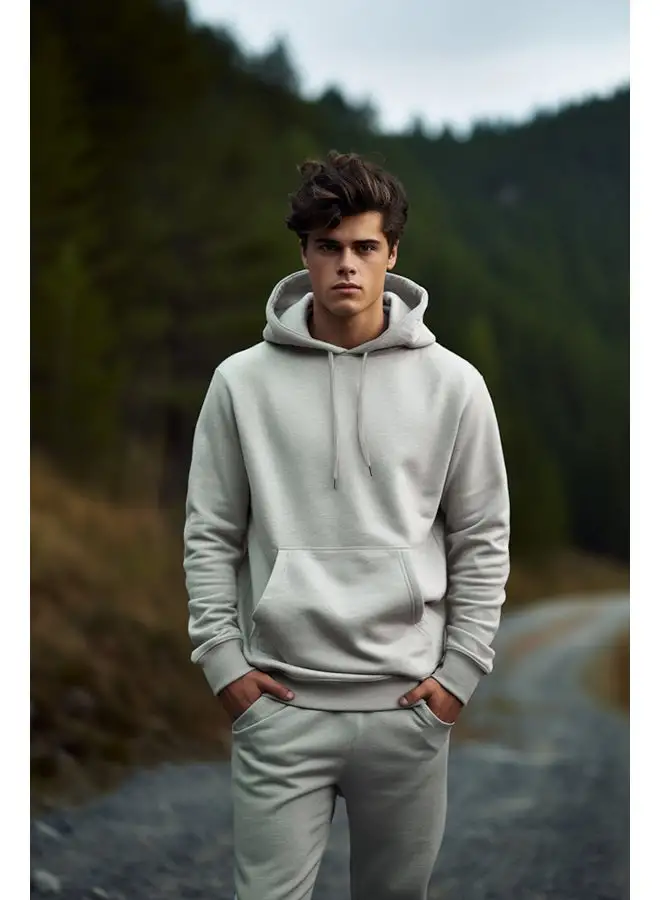 trendyol Men's Gray Men's Regular/Regular Cut Hoodie with Soft Pillows and Basic Sweatshirt.