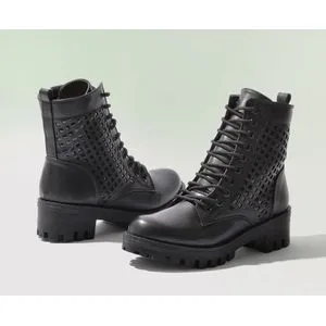 Elegant caputonian leather half boot B-24-BLACK