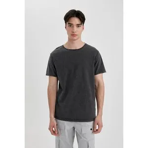 Defacto Man Regular Fit Crew Neck Short Sleeve Knitted T-Shirt.