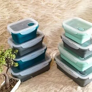 4-Piece Collapsible Silicone Refrigerator Container Set.