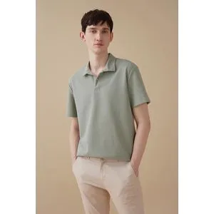 Defacto Man Regular Fit Short Sleeve Knitted Polo T-Shirt.