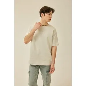 Defacto Man Comfort Fit Crew Neck Short Sleeve Knitted T-Shirt.