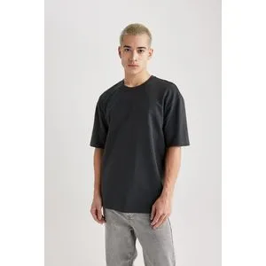 Defacto Man Oversize Fit Crew Neck Short Sleeve Knitted T-Shirt.