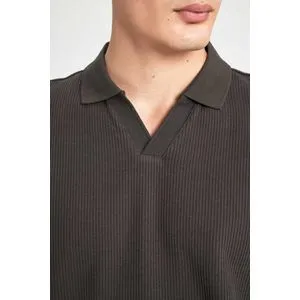 Defacto Man Smart Casual Regular Fit Resort Neck Short Sleeve Knitted Polo T-Shirt.