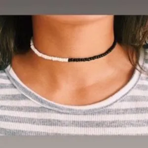 Fashion Choker Beads Necklace Black And White