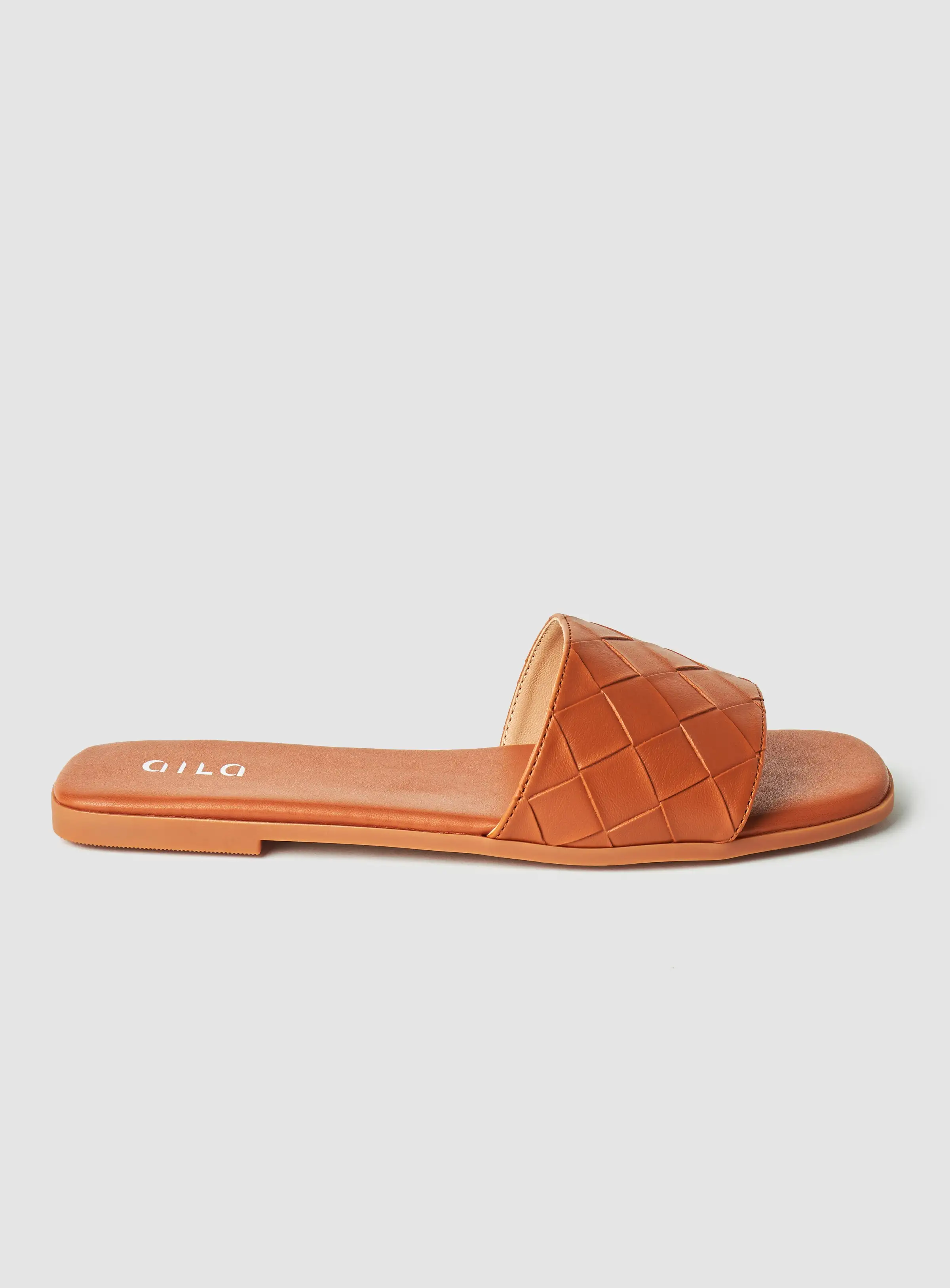 Aila Casual Flat Sandals Tan