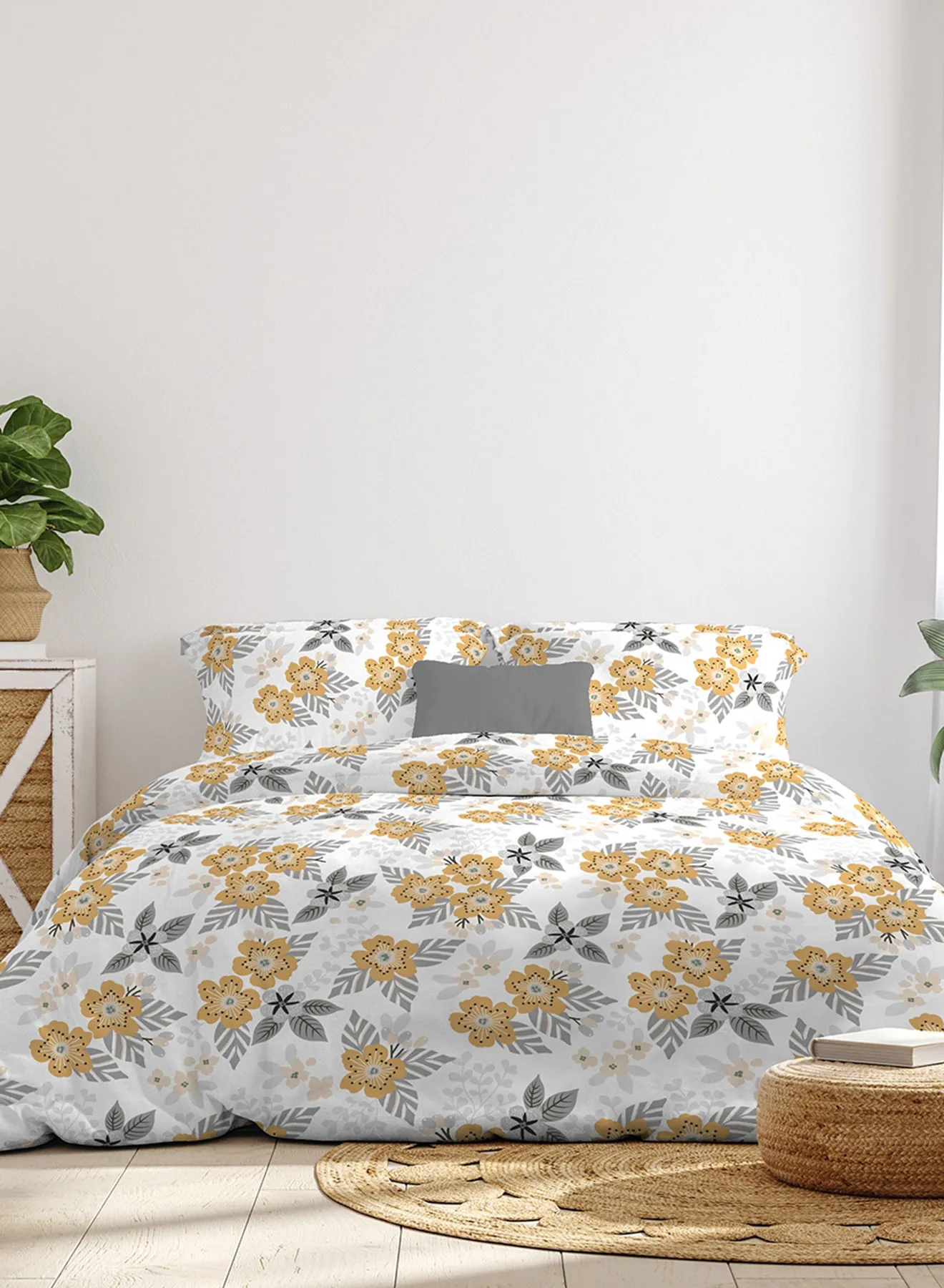 Amal Comforter Set Queen Size All Season Everyday Use Bedding Set 100% Cotton 3 Pieces 1 Comforter 2 Pillow Covers  White/Gold/Grey