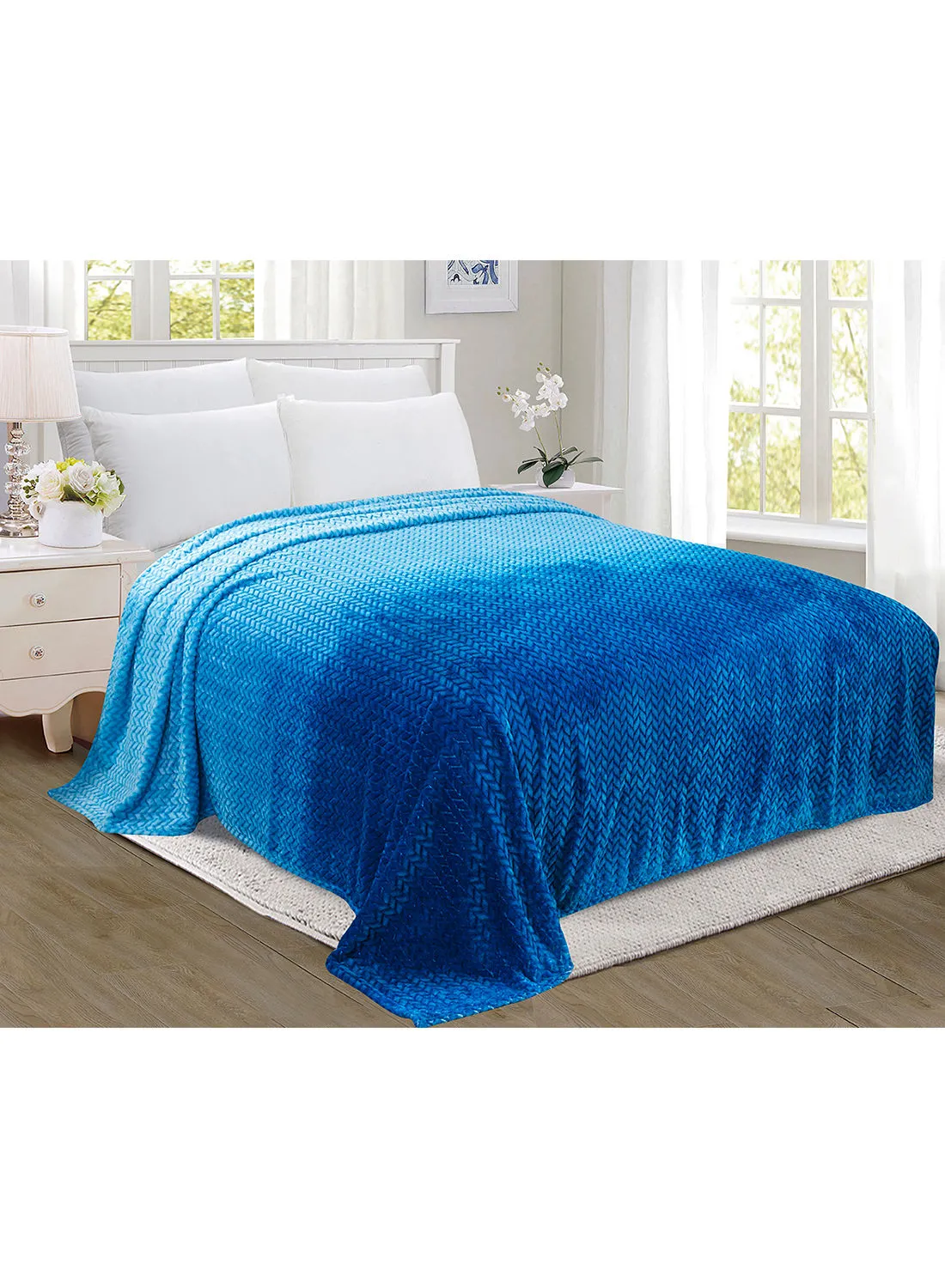 noon east Lightweight Summer Blanket Queen Size 280 GSM Jacquard Extra Soft Fleece All Season Blanket Bed And Sofa Throw  160 X 220 Cms Blue