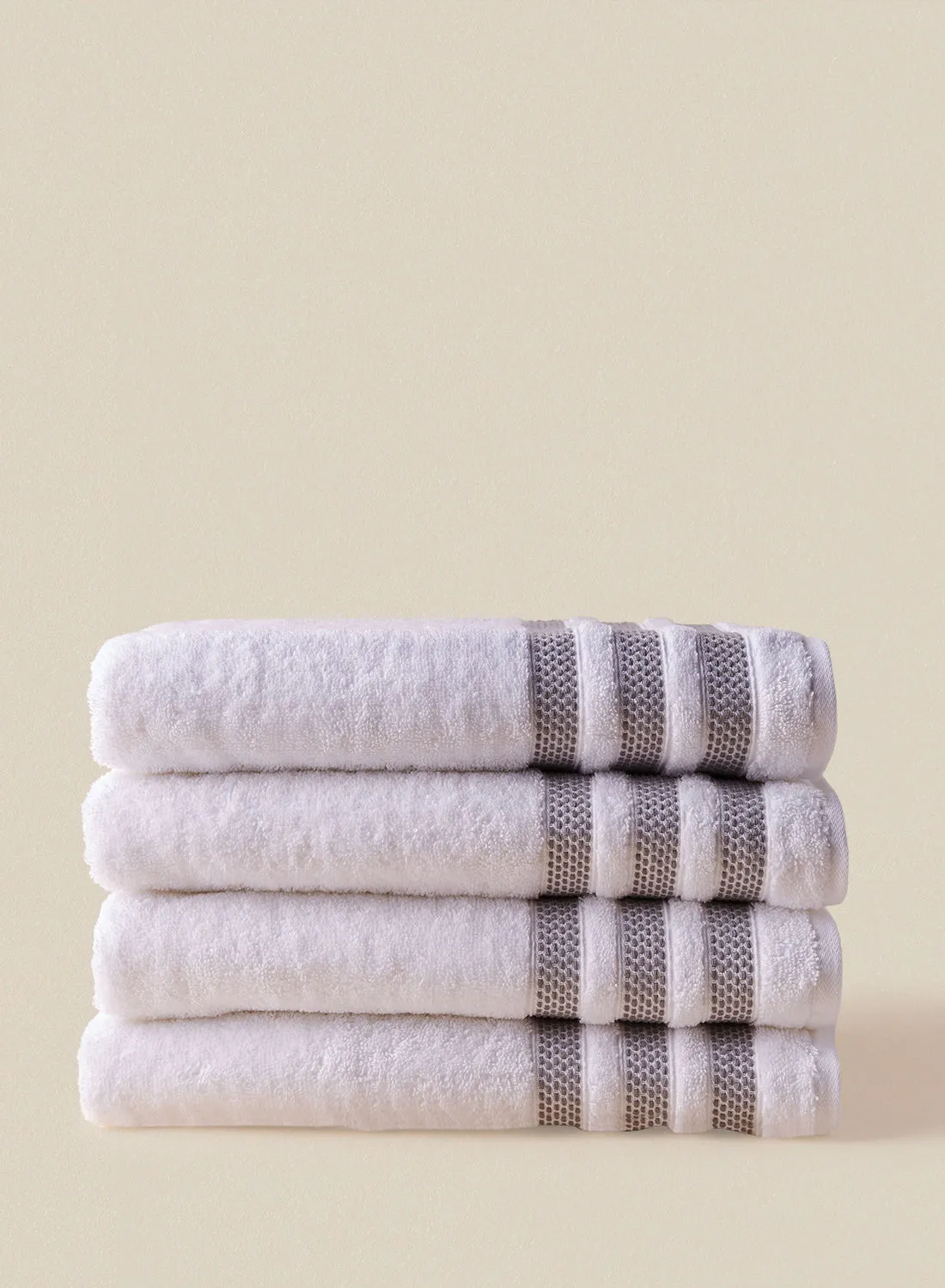 noon east 4 Piece Bathroom Towel Set - 500 GSM 100% Cotton Low Twist - 4 Bath Towel - White Color - Highly Absorbent - Fast Dry