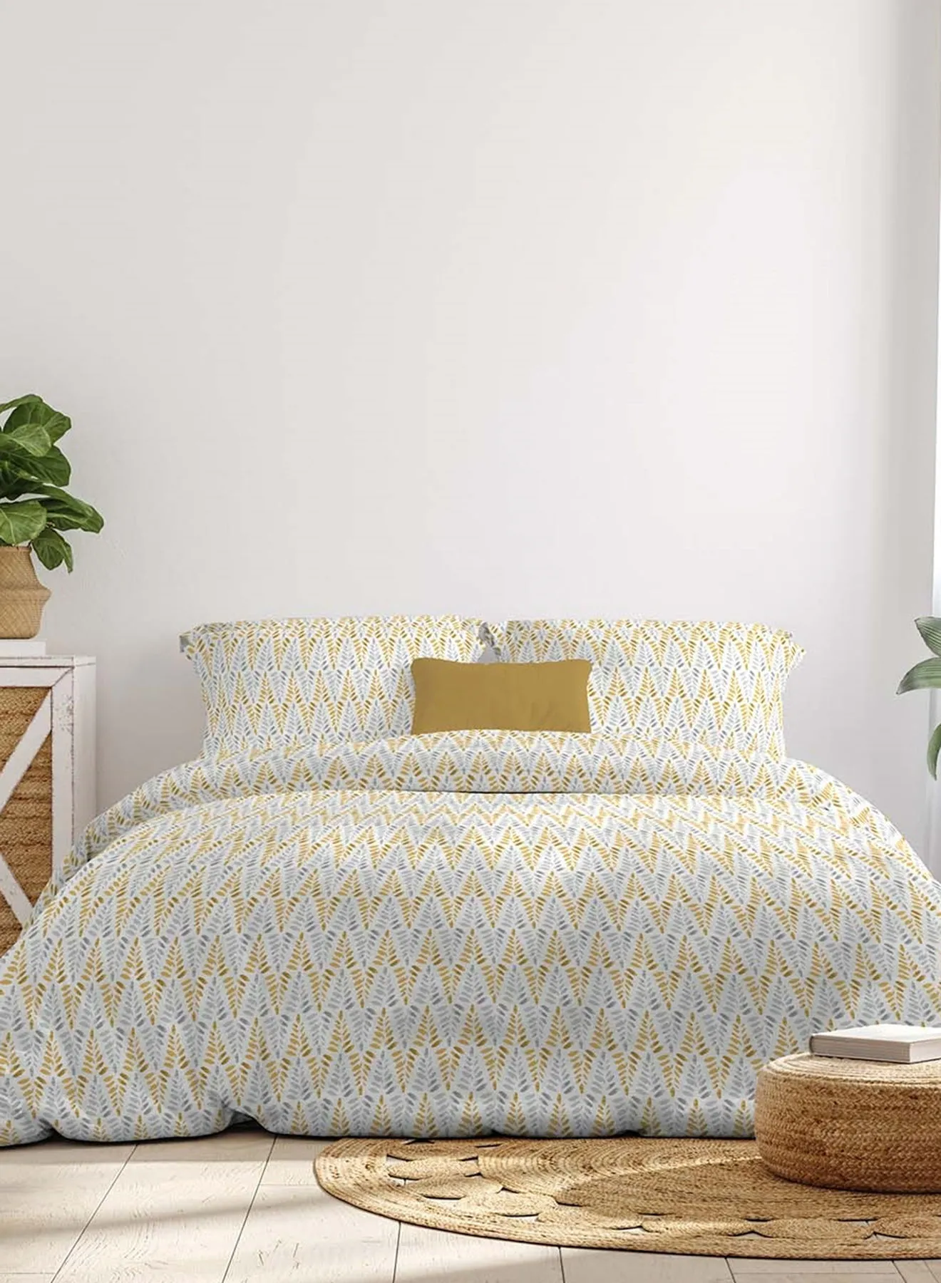 Amal Comforter Set King Size All Season Everyday Use Bedding Set 100% Cotton 3 Pieces 1 Comforter 2 Pillow Covers  Gold