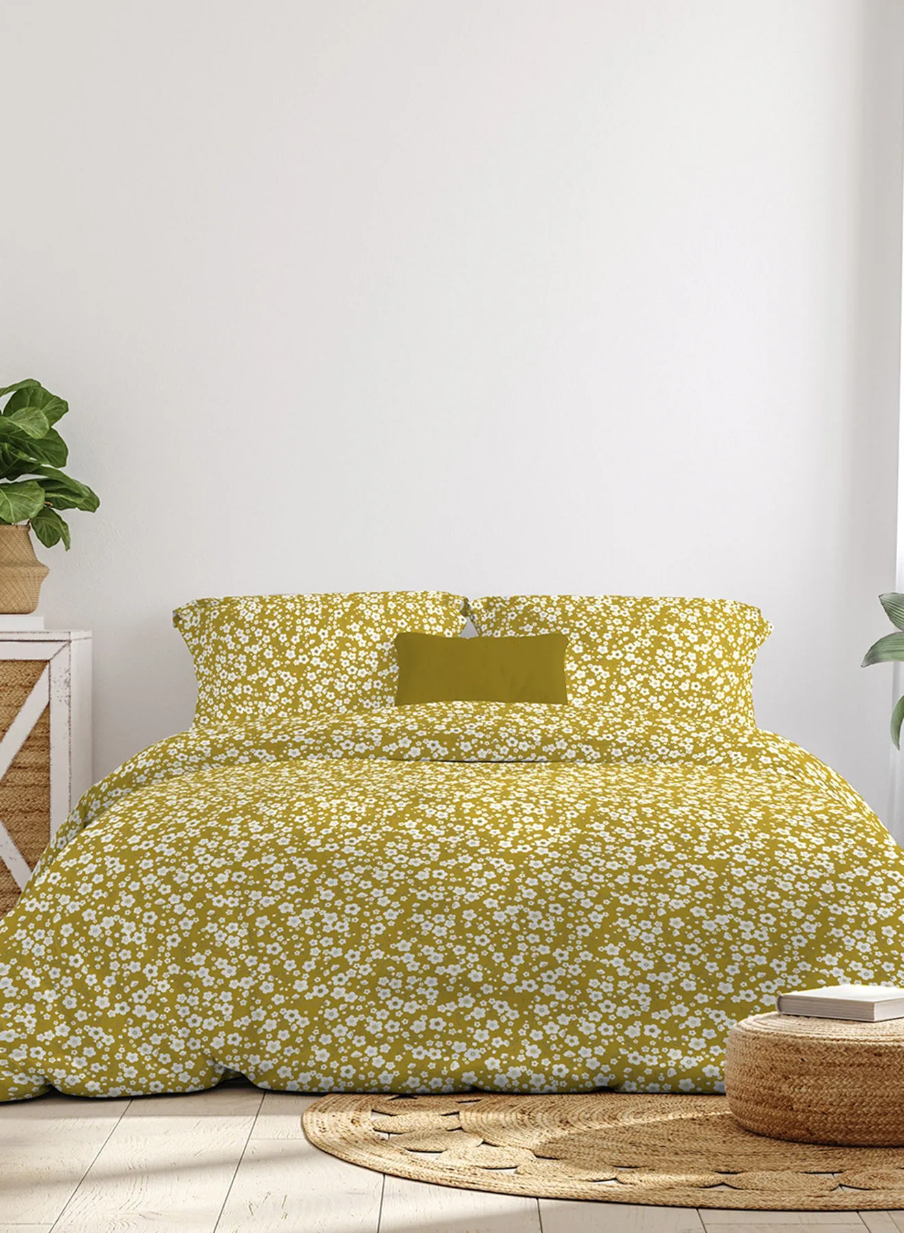 Amal Comforter Set King Size All Season Everyday Use Bedding Set 100% Cotton 3 Pieces 1 Comforter 2 Pillow Covers  Pantone Gold