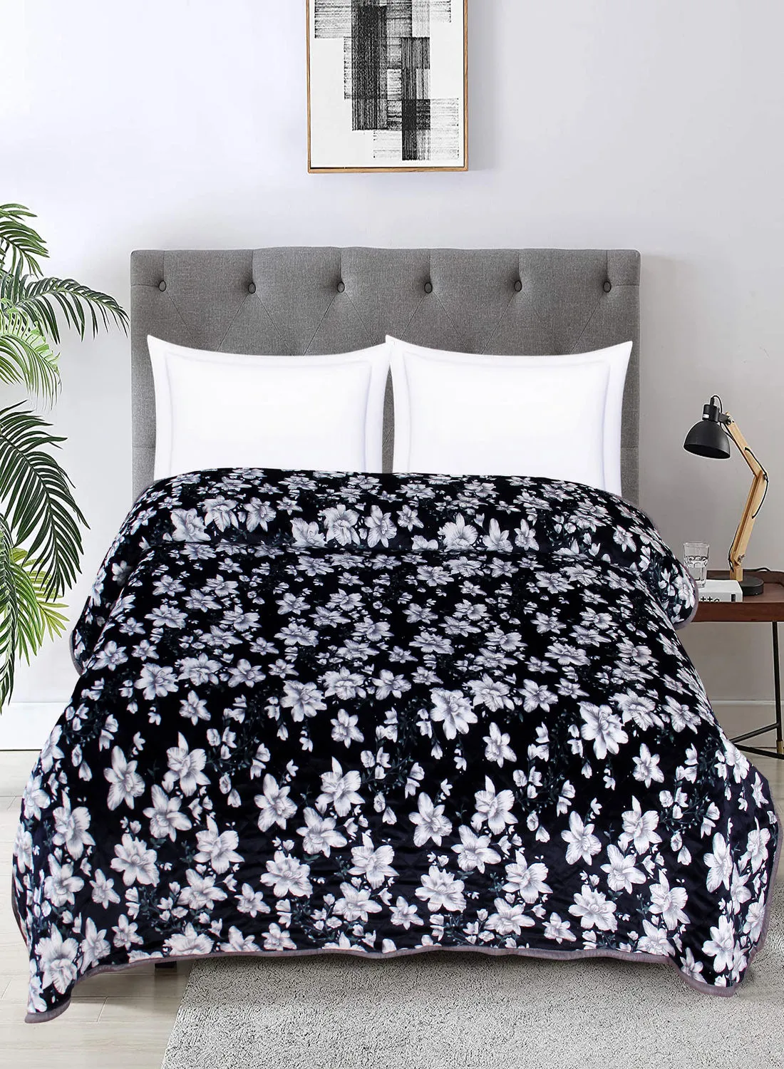 Hometown Floral Printed Blanket Polyester Space Black/White Single