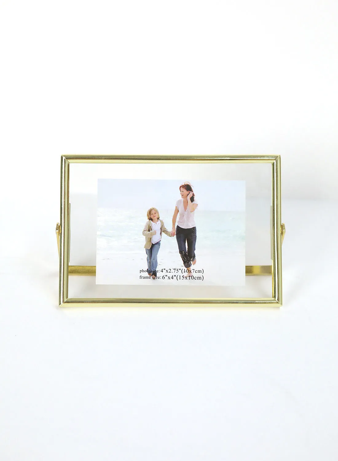 Switch Tabletop Photo Frames With Outer Frame Gold Outer frame size--L15.7xH10.7 cm Photo size--4x6 inch