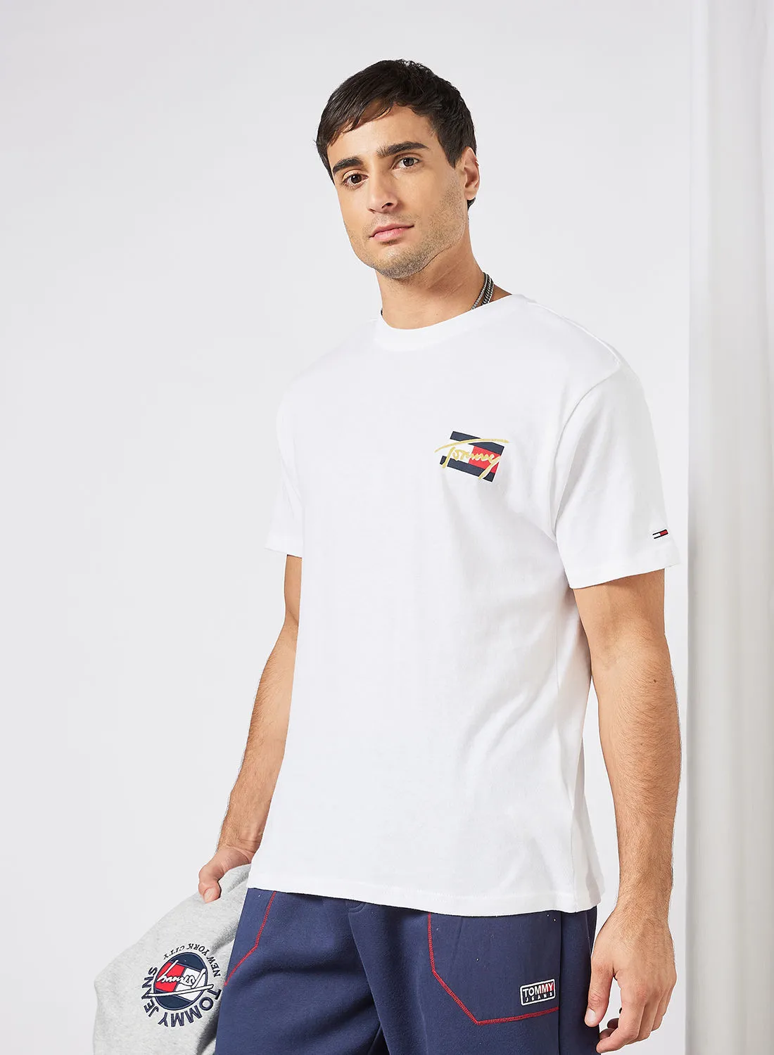 TOMMY JEANS Signature Back Logo T-Shirt Off-White